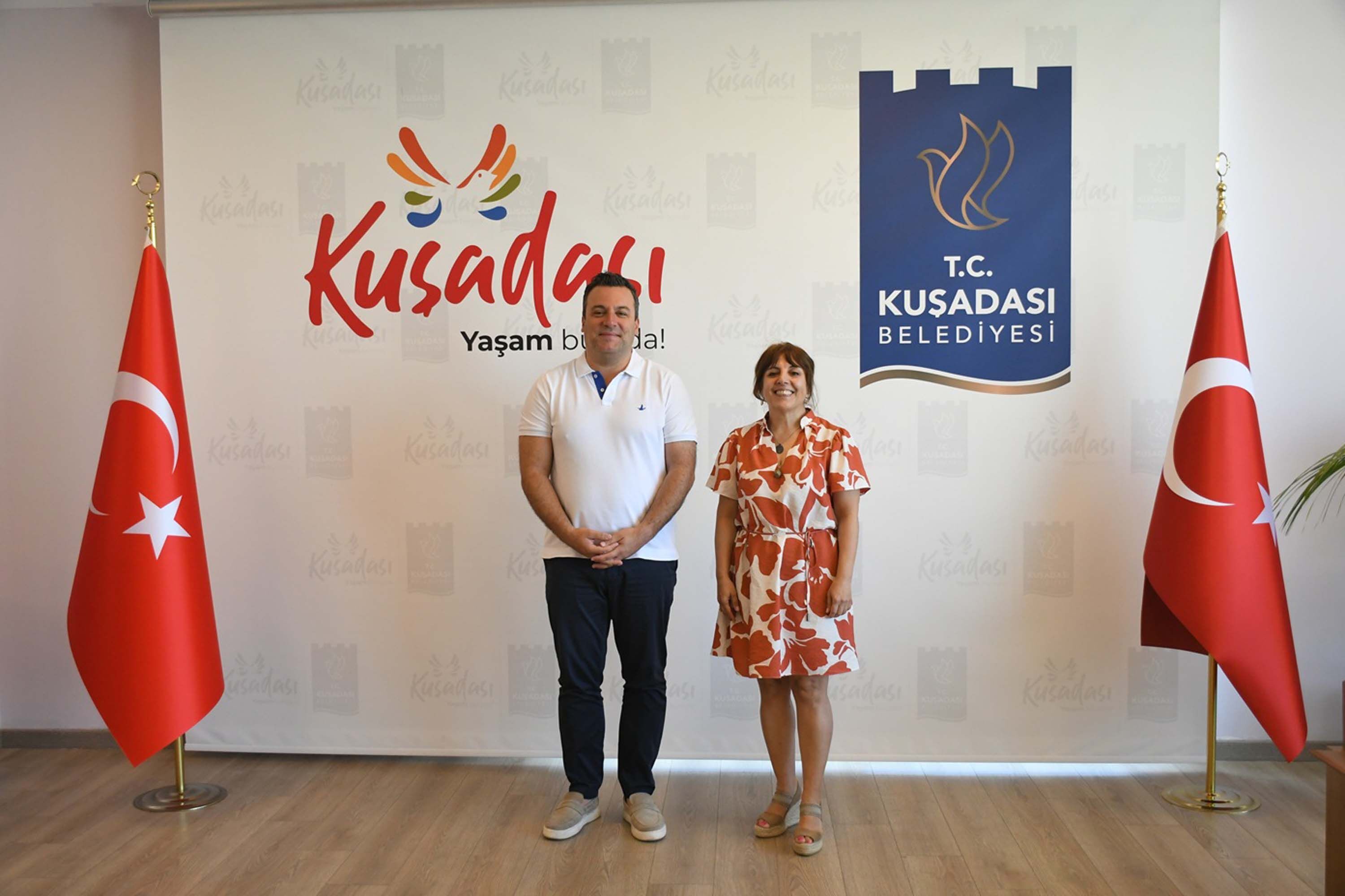 K U S A D A S I B E L E D I Y E S I N D E N K A D I K A L E S I A N A I 1411449 419458