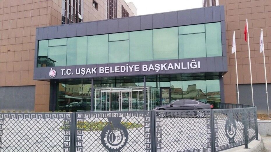 Uşak Belediyesi'ne 'bankamatik' operasyonu!