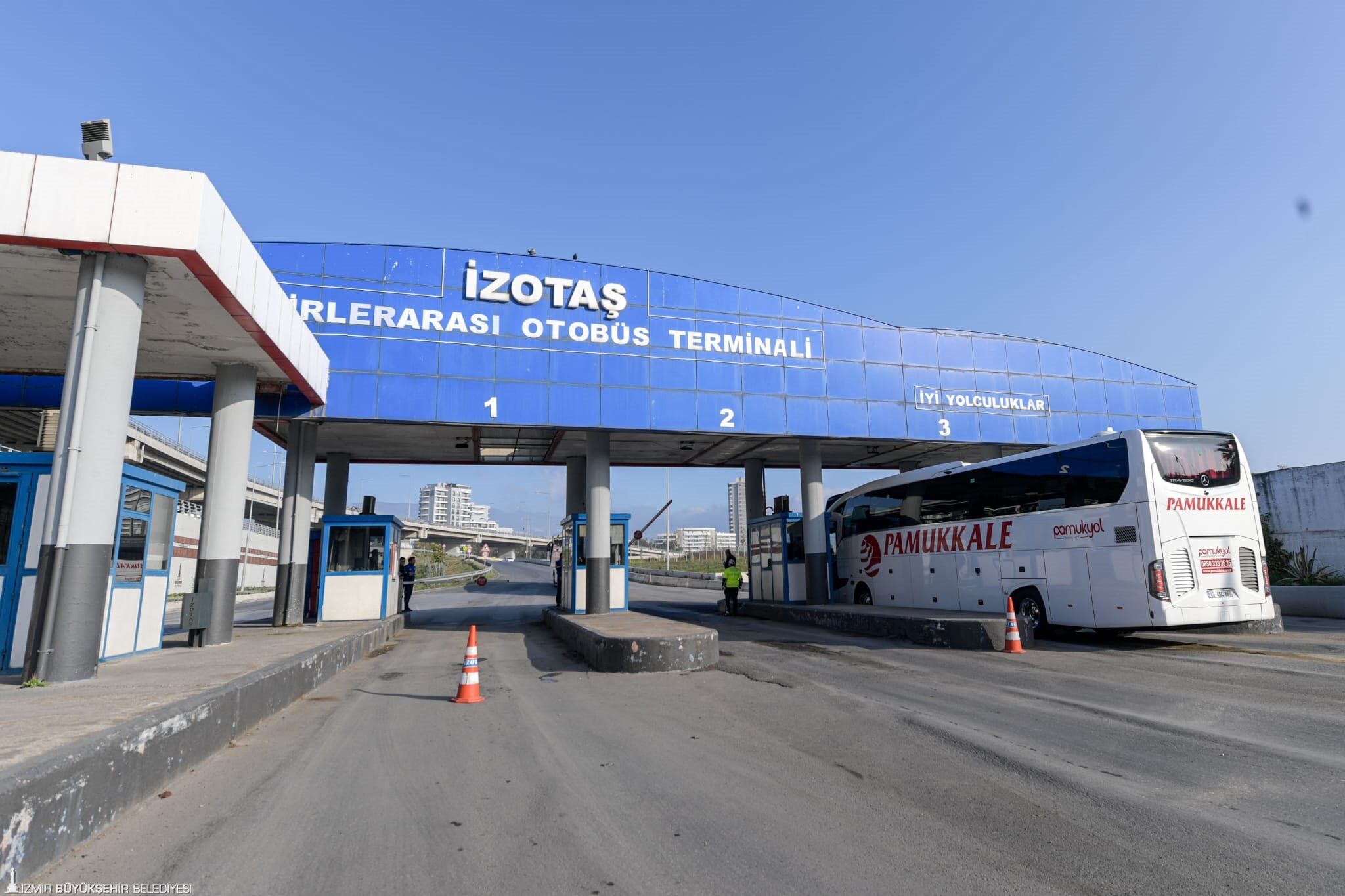 İzmir Otogarı’nda yeni dönem: İşletme 3 belediye şirketine bölünüyor!