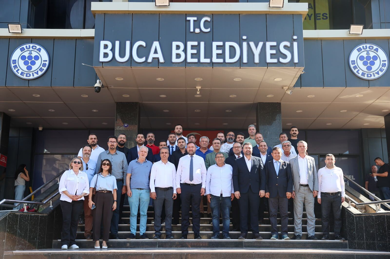 CHP İzmir'den Buca'ya çıkarma!