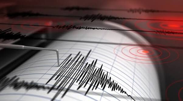 AFAD duyurdu: Balıkesir'de deprem!