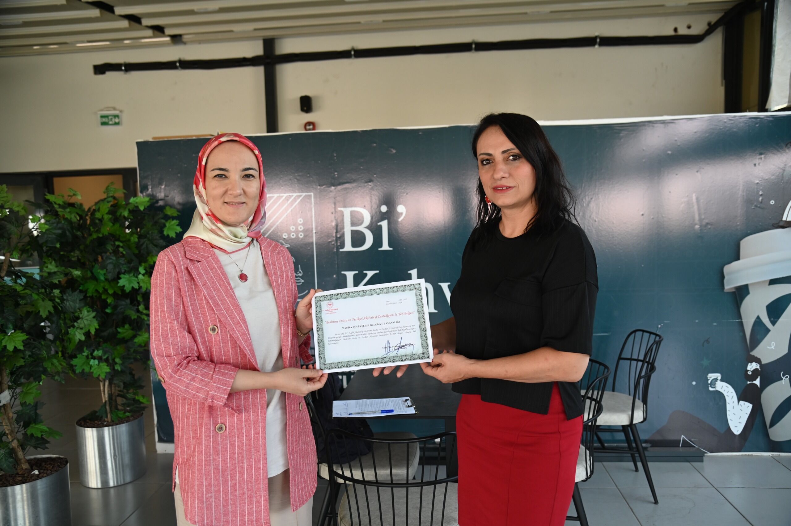 Manisa Büyükşehir Belediyesi “Sağlıklı İşyeri” Sertifikasını Aldı (3)