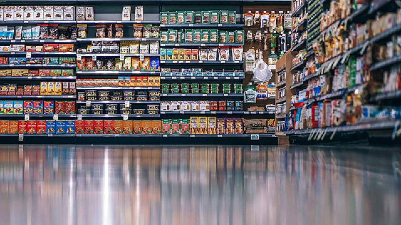 Tabelalar söküldü: Dev market zinciri tarihe karıştı
