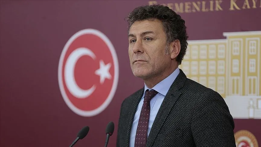 Menderes Belediyesi'ne operasyon: CHP’den ilk tepki!