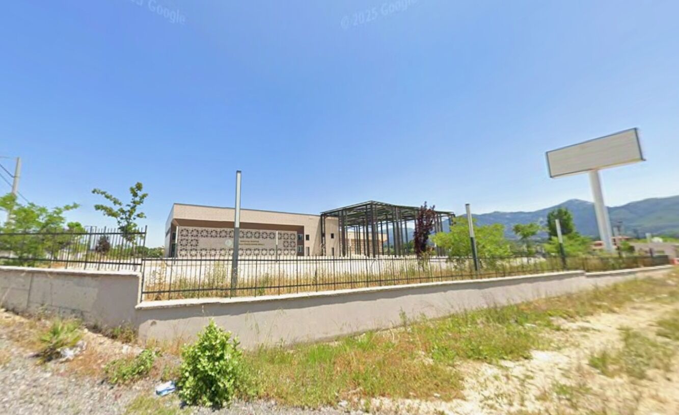 Komisyonlardan oy çokluğu… Üniversite gidiyor, belediye geliyor!