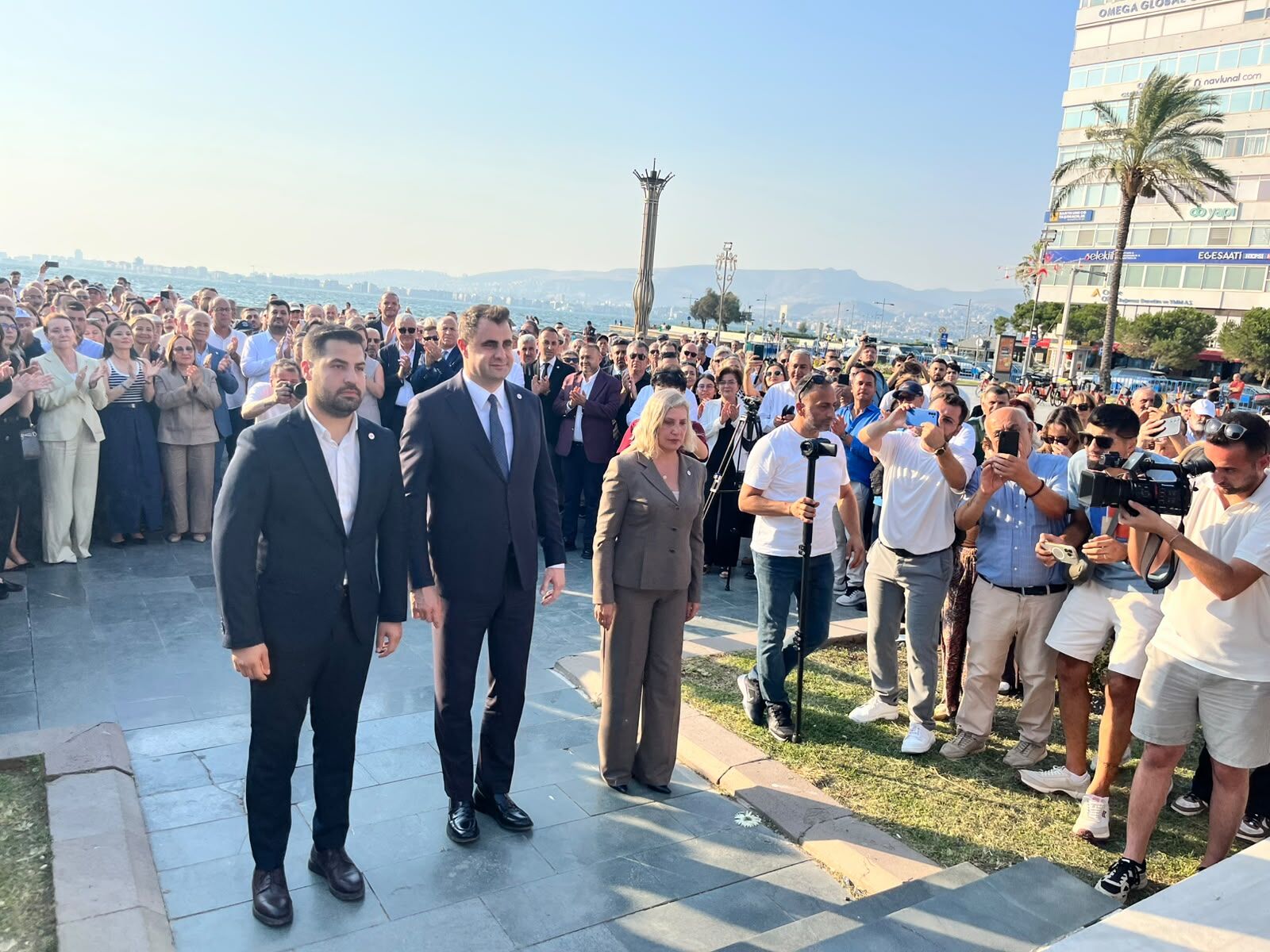 YENİ Parti’den gövde gösterisi: 30 ilçemizle hazırız!