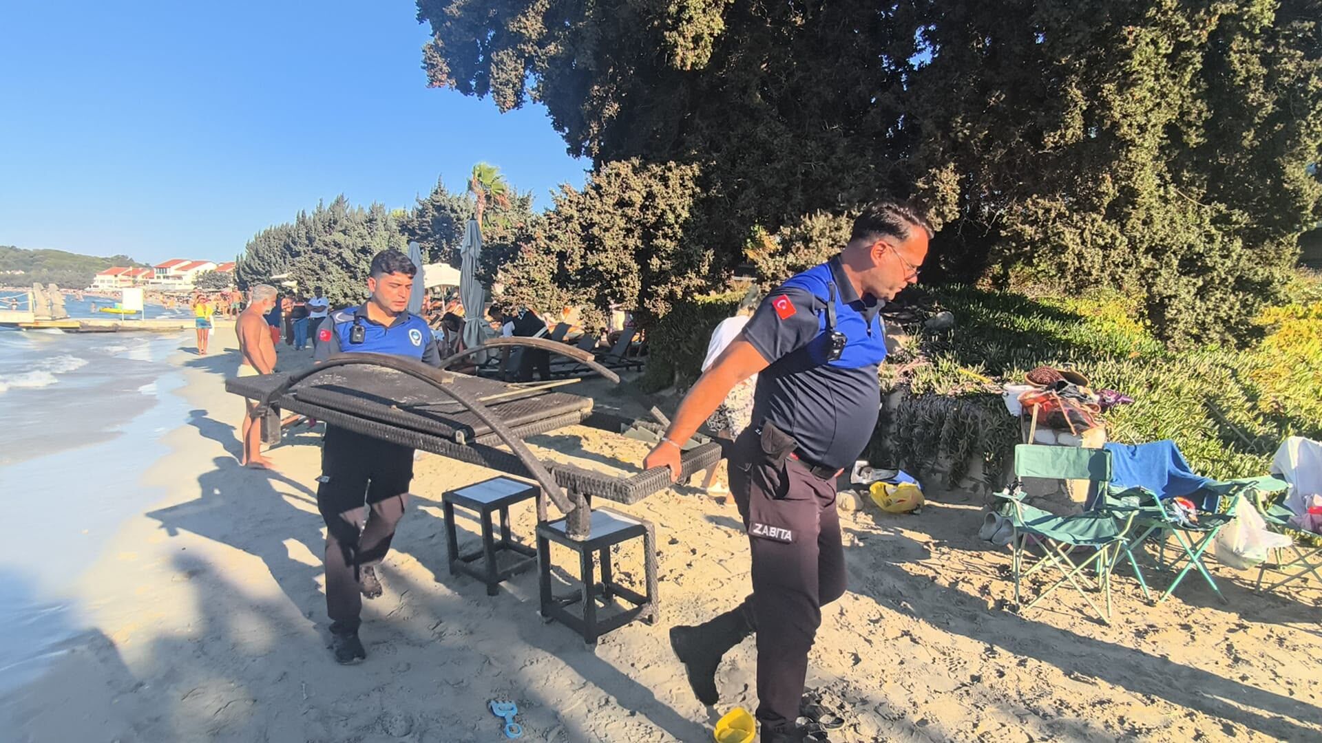 Çeşme’de plaj işgali gerilimi... Dernekten tehdit iddiası