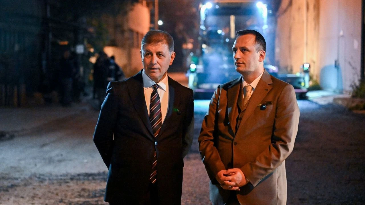 Eşki’den Tugay’a ‘bağımsız’ çıkışı: Gitsin kaymakam ya da bürokrat olsun