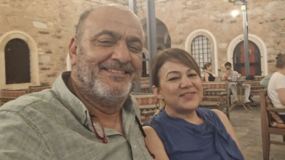 Geçen yıl evlenmişlerdi: Evlerinde ölü bulundular
