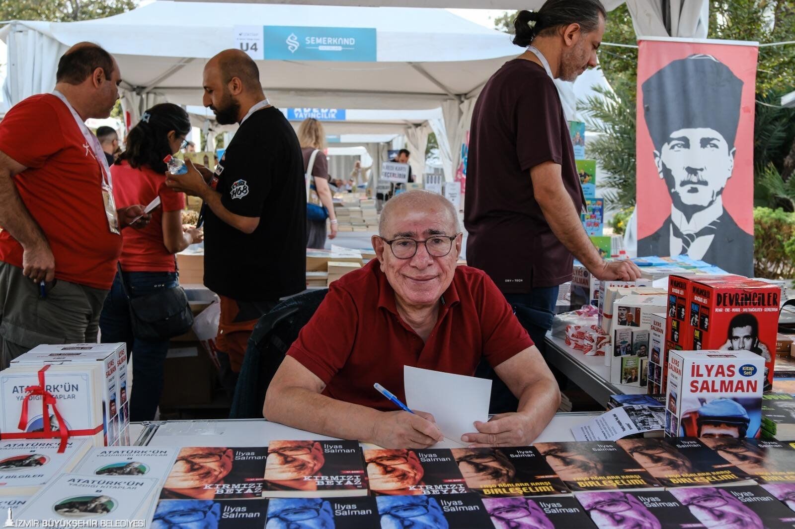 Kültürpark’ta kitap şöleni: İZKİTAP’ta yazarlarla buluşma yoğunluğu