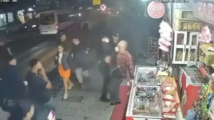 Taciz iddiasıyla öldüresiye dövülen kiracı konuştu: Evin sahibi ünlü oyuncu çıktı!