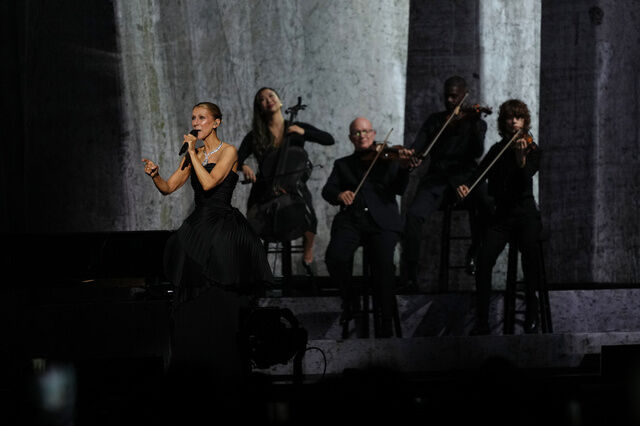 Tedavisi olmayan hastalıkla mücadele eden Celine Dion sahneye döndü