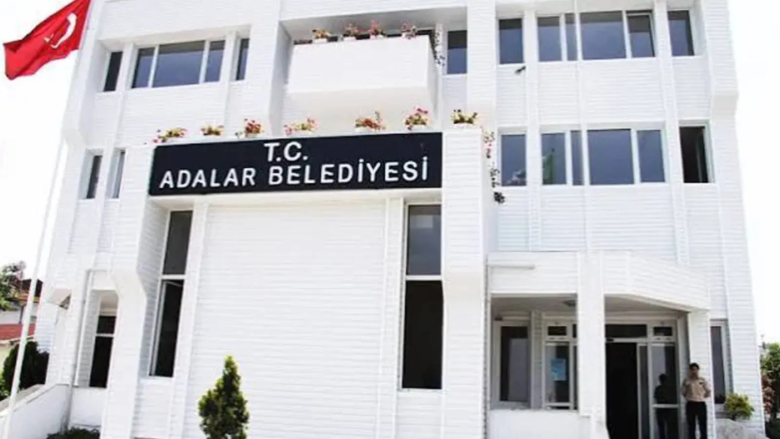 Adalar Belediyesi'nde başkanvekilliği seçimi ertelendi