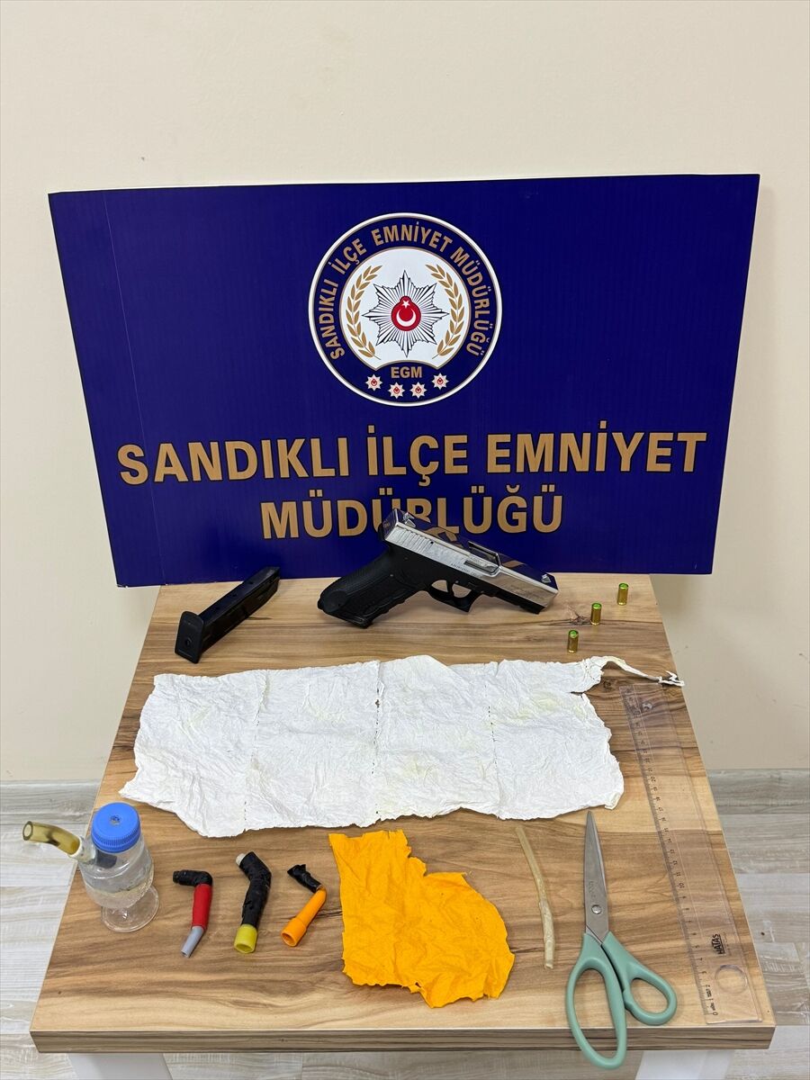 Afyonkarahisar'da uyuşturucu operasyonu: 2 tutuklama!
