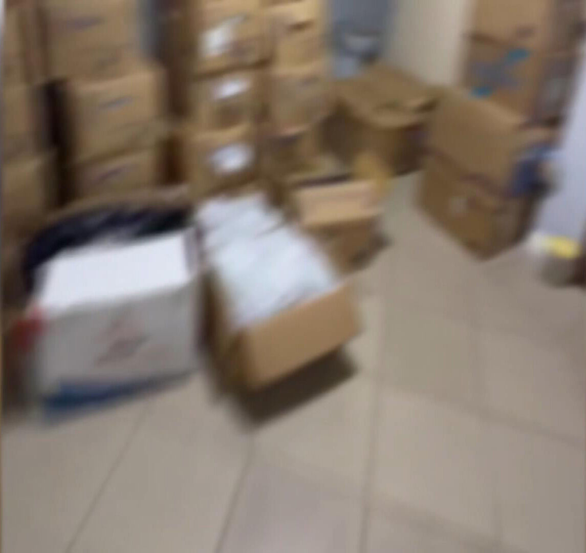 Kaçak ilaç depolanan iş yerine operasyon: 3 gözaltı