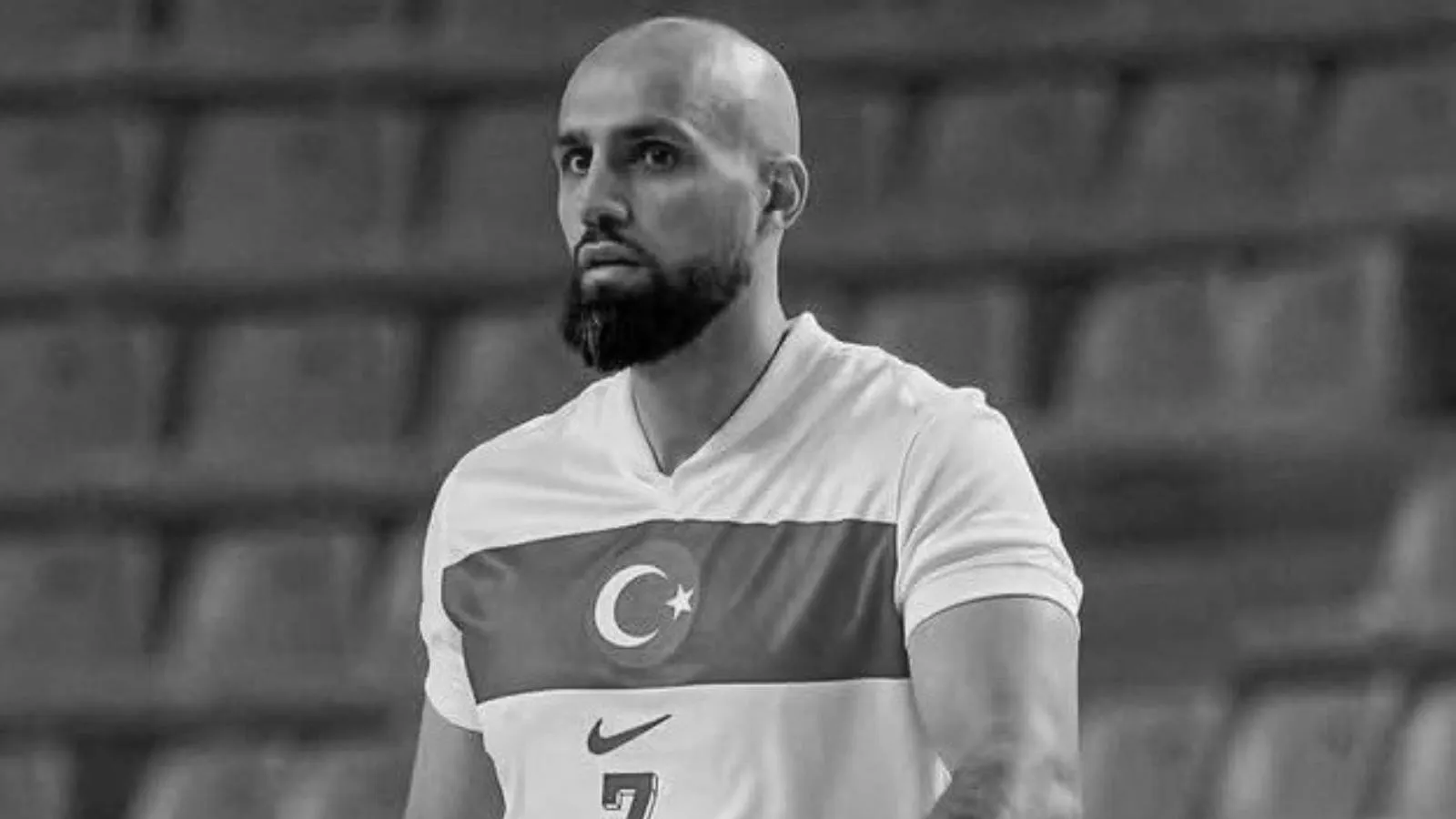 TFF duyurdu: Milli oyuncu hayatını kaybetti!