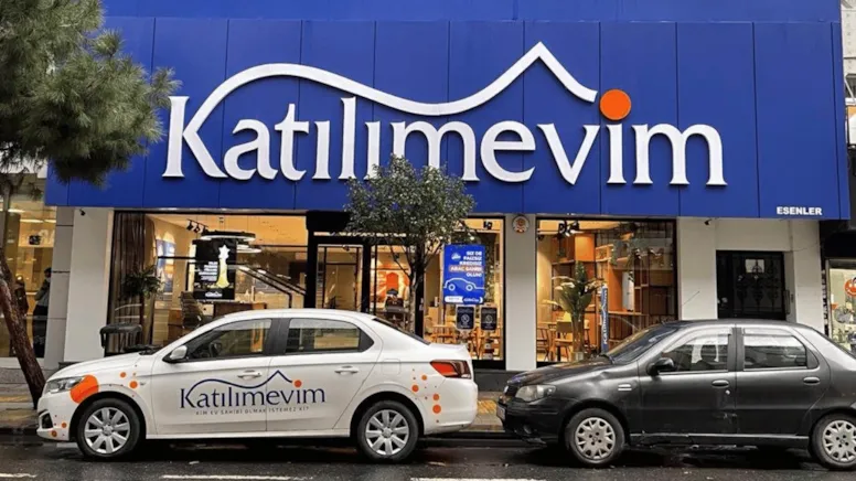 Milyarlık holdingde kriz... Patron Marmaris’ten tekneyle kaçtı!
