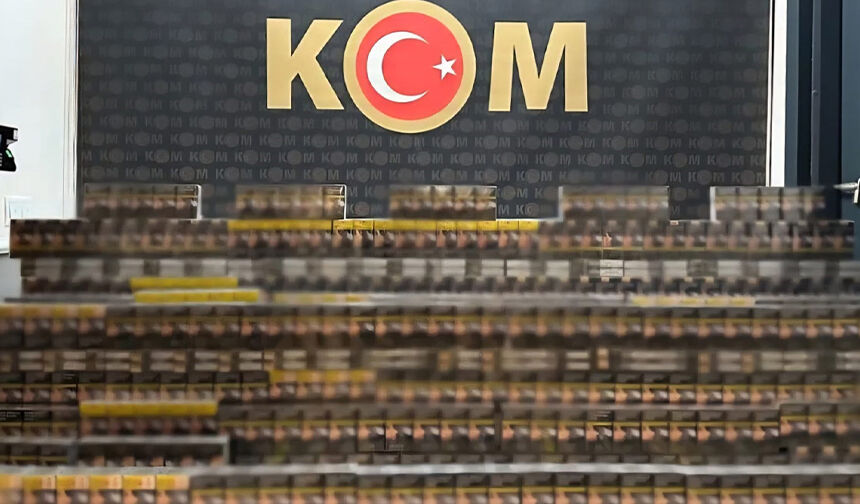 Afyon’da kaçakçılara darbe: Bin 830 paket sigara yakalandı