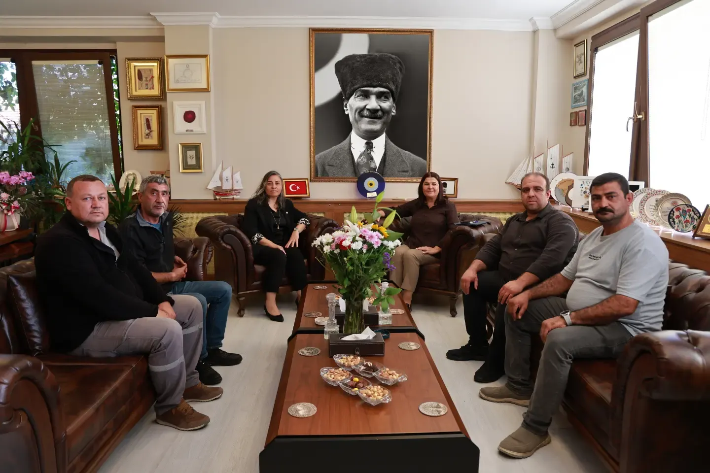 AK Parti'ye geçen Fıçı'ya DİSK'ten ziyaret!