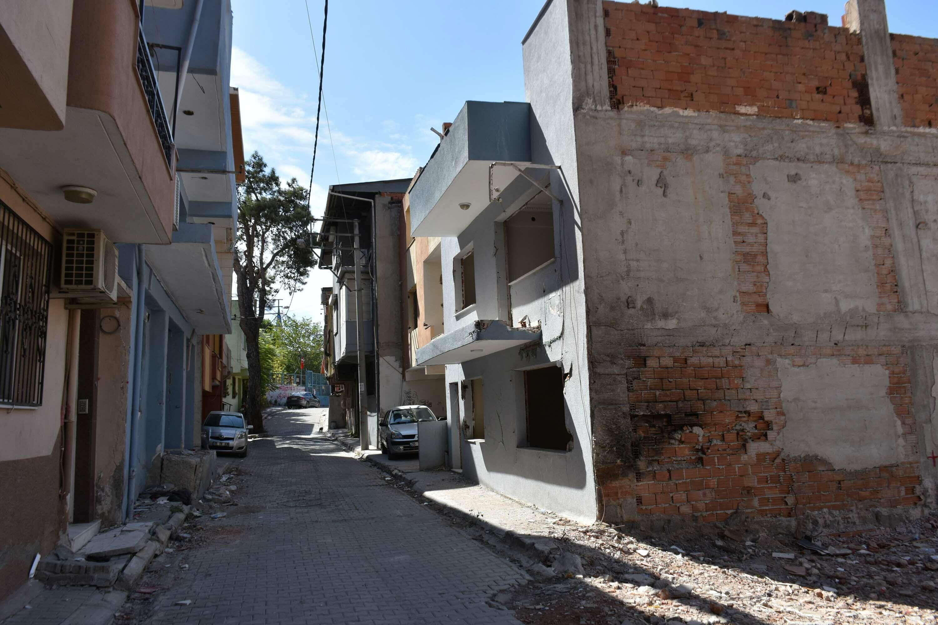 Tunel Insaati Nedeniyle Tahliye Ve Yikim 1507945 448664 (1)
