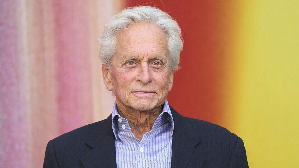Michael Douglas'tan ihanet itirafı: Eşimi rol arkadaşımla aldattım