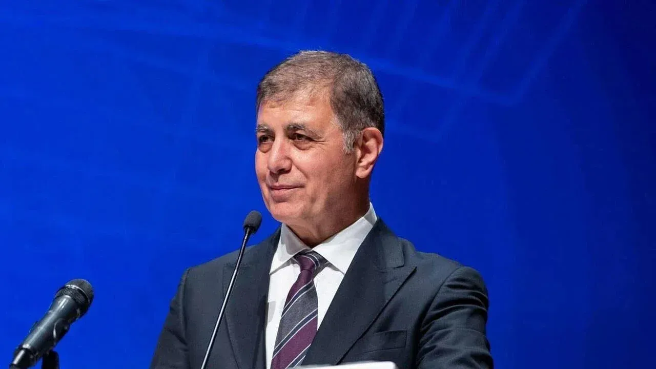 Tugay'dan dikkat çeken 'Ballıkuyu' yanıtı: Tarihin bir yerinde olmakla ilgilenmiyorum