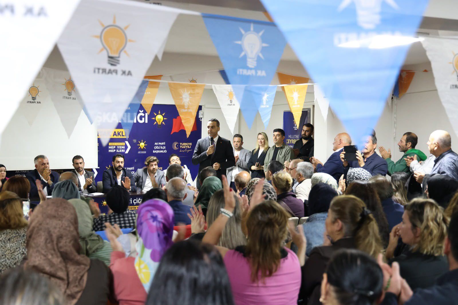 Başkan Yıldız, AK Parti buluşmasında: Heyecanımız ortaklaştı