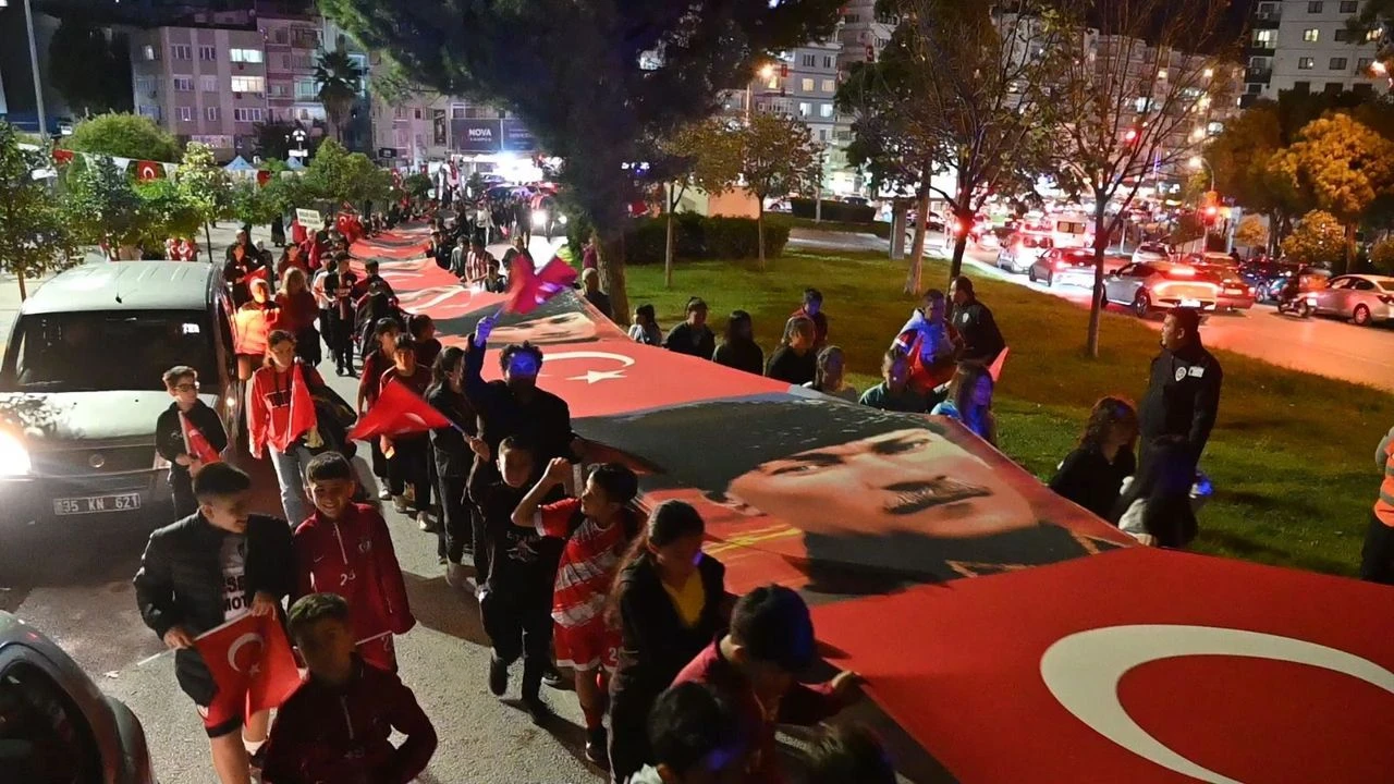 Karabağlar’da 29 Ekim hazırlığı: Kutlamalar dört gün sürecek!