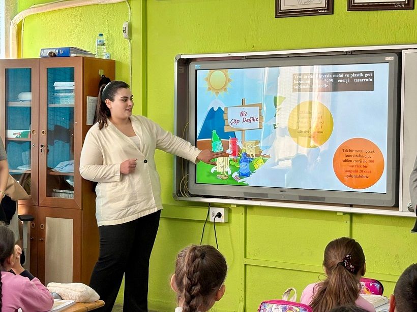Menderes’te çocuklara sıfır atık eğitimi