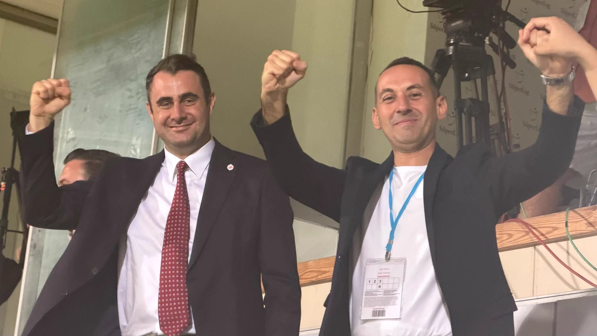 Kongreyi kaybetti, il yönetimine girdi!